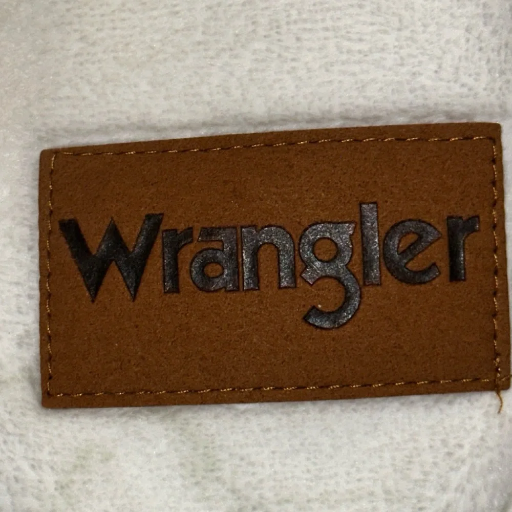 NEW WRANGLER Oversized Plush Throw Blanket Cowgirl Boots, Hats & Bows Sage/White